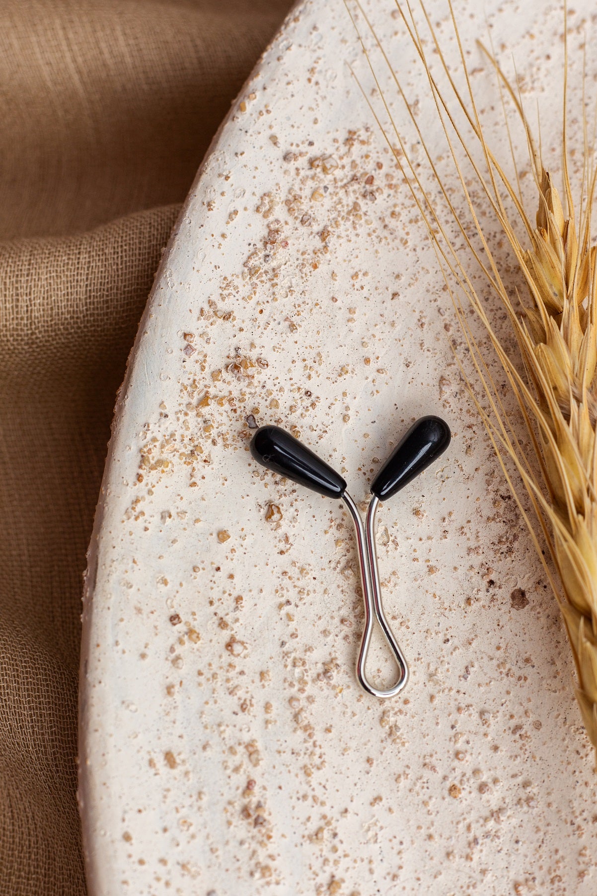 Basic Clips Pin