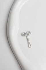 Flower Clips Pin