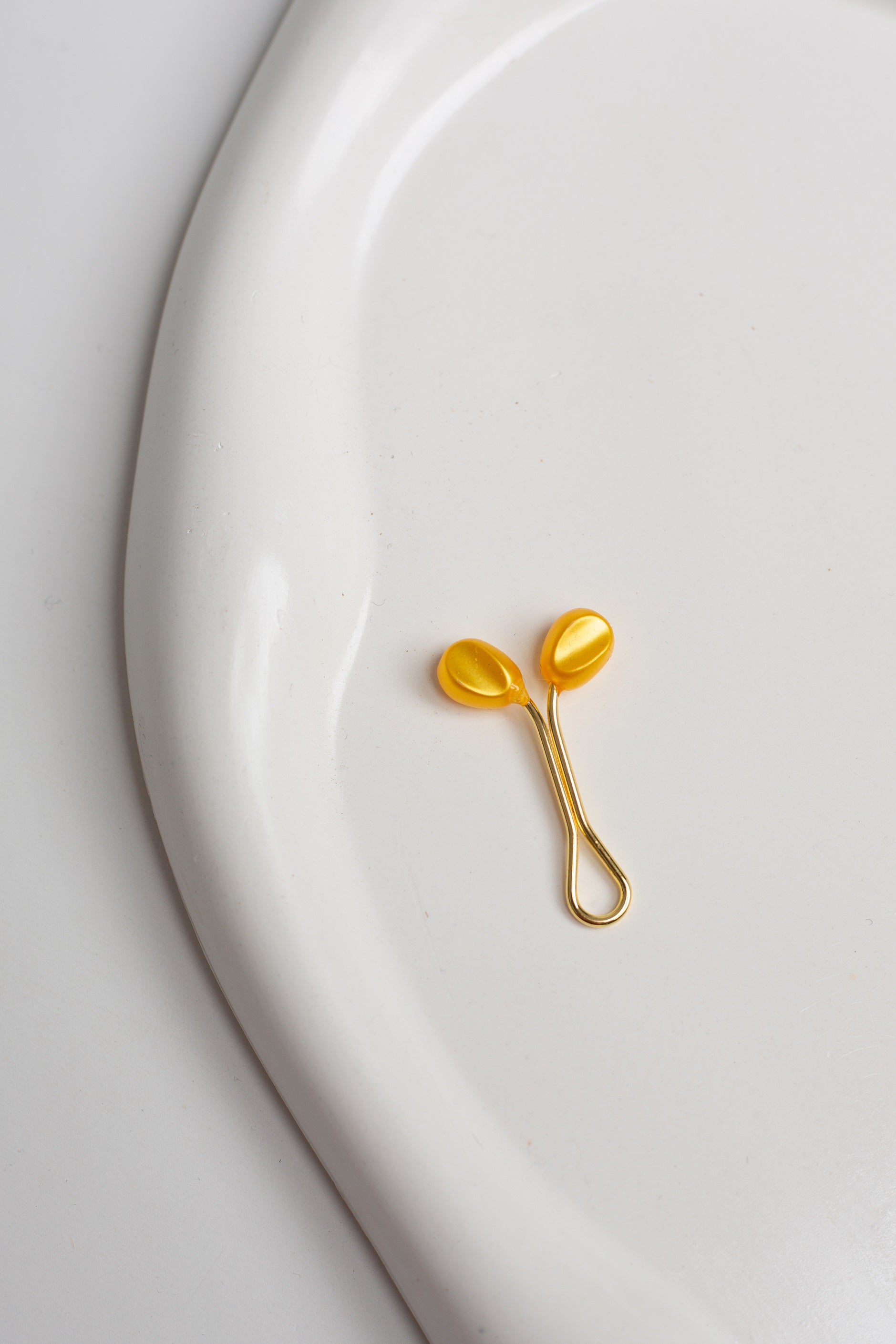 Wing Clips Pin