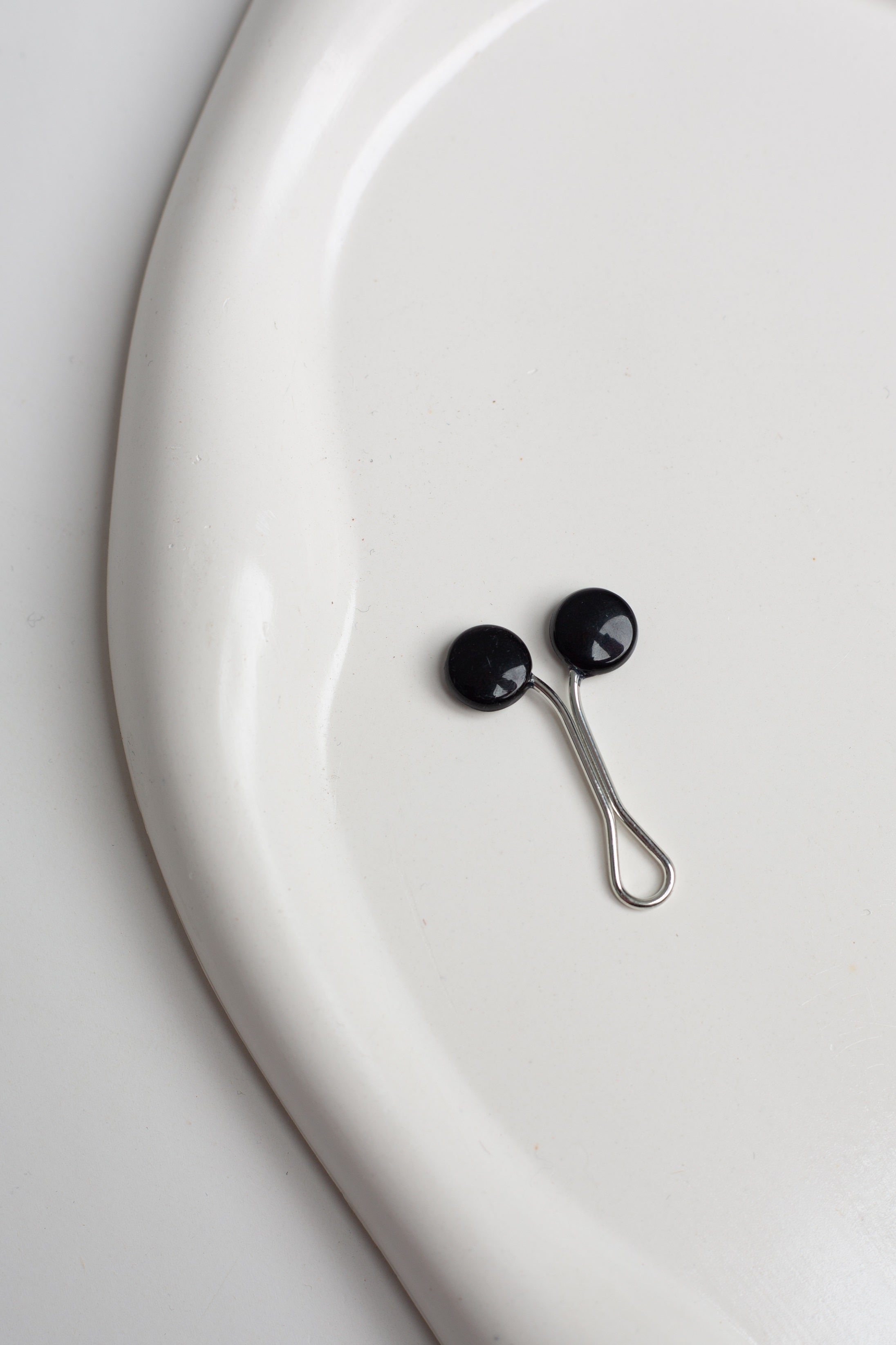 Moon Clips Pin