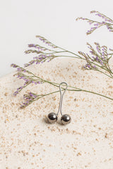 Shiny Twisty Clips Pin