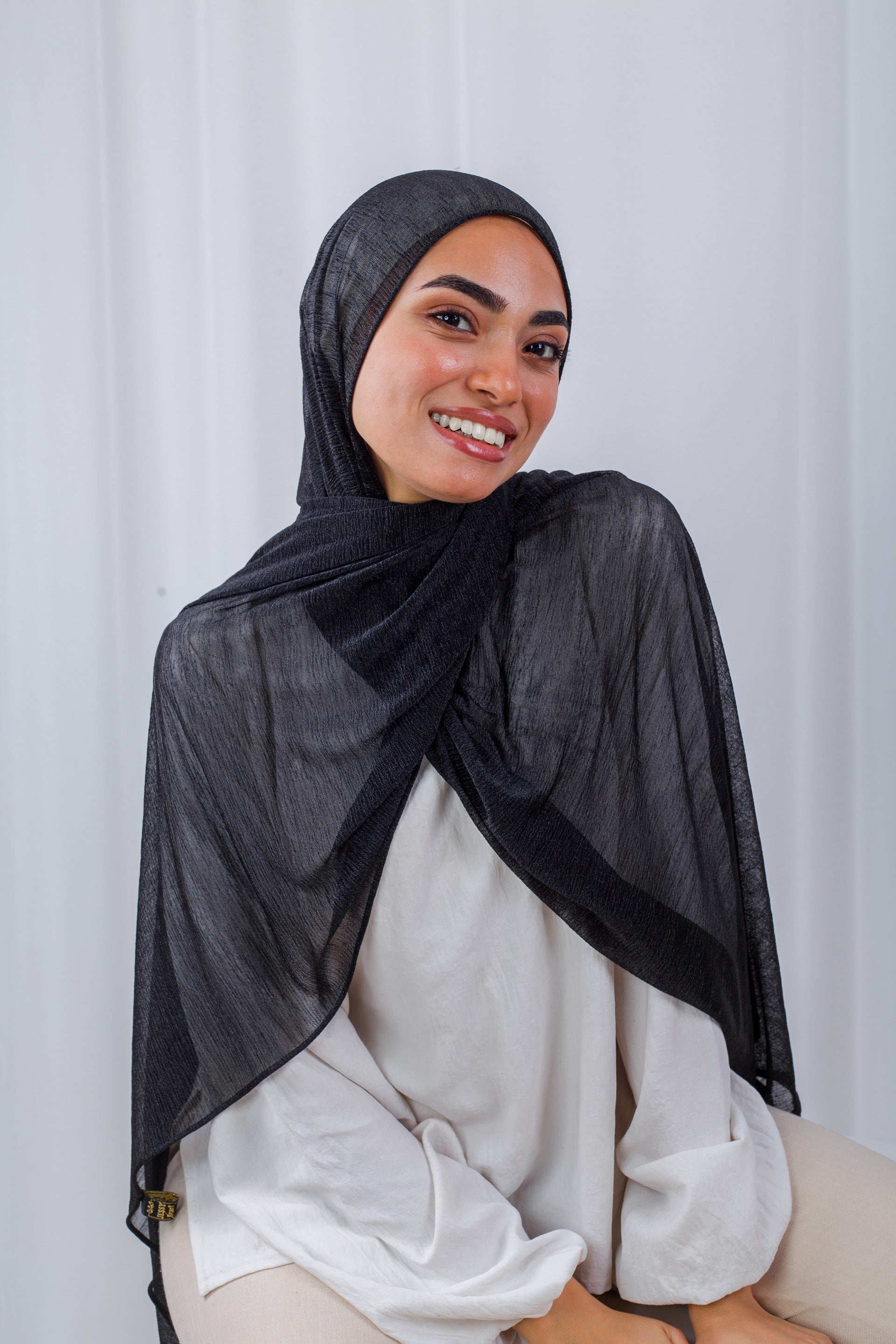 Light Shimmer Kuwaiti Scarfs