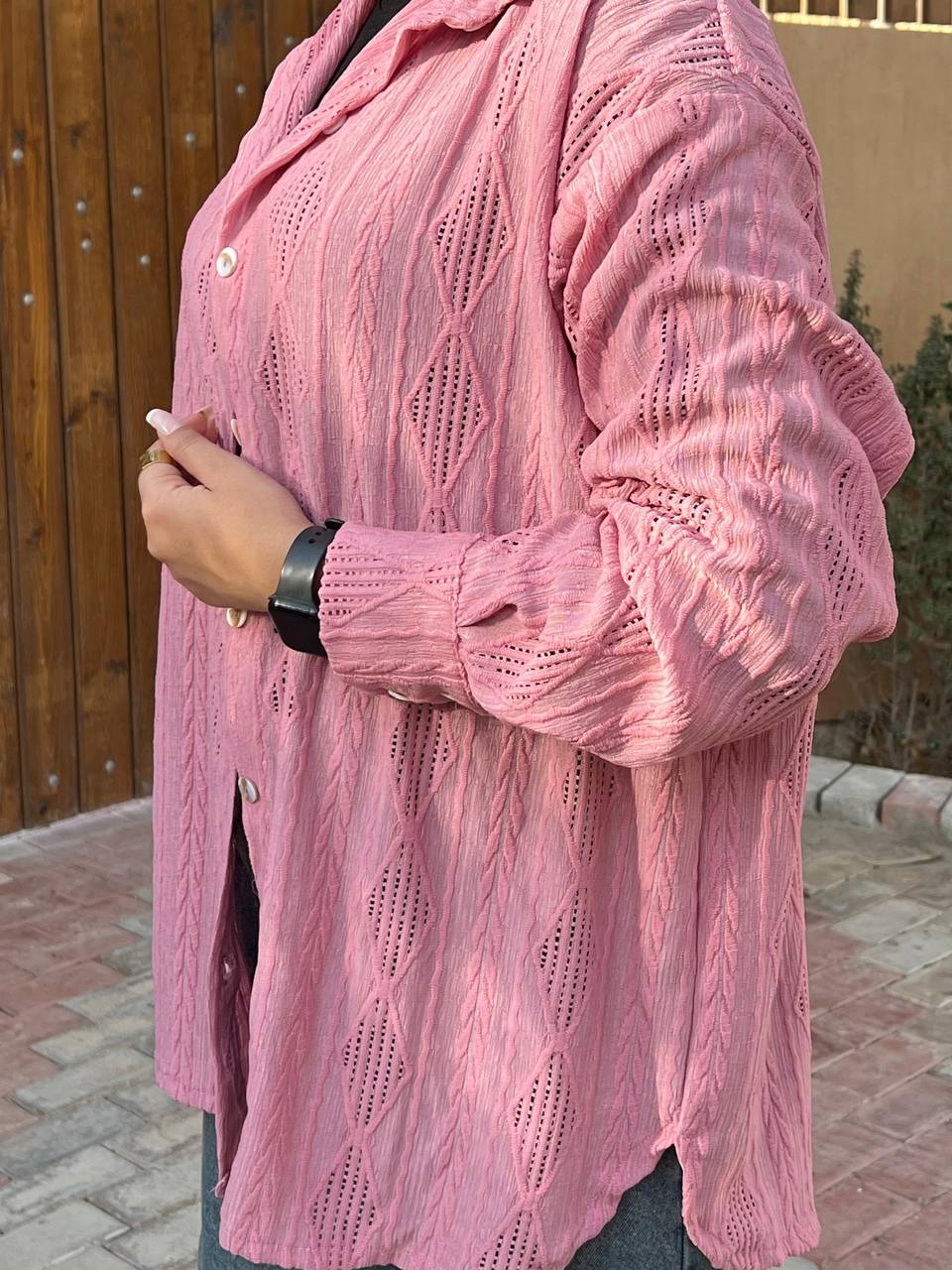 Wave Shirt by Jessy – Imported jacquard shirt with chic, simple design, fits up to 85 kg in pink details