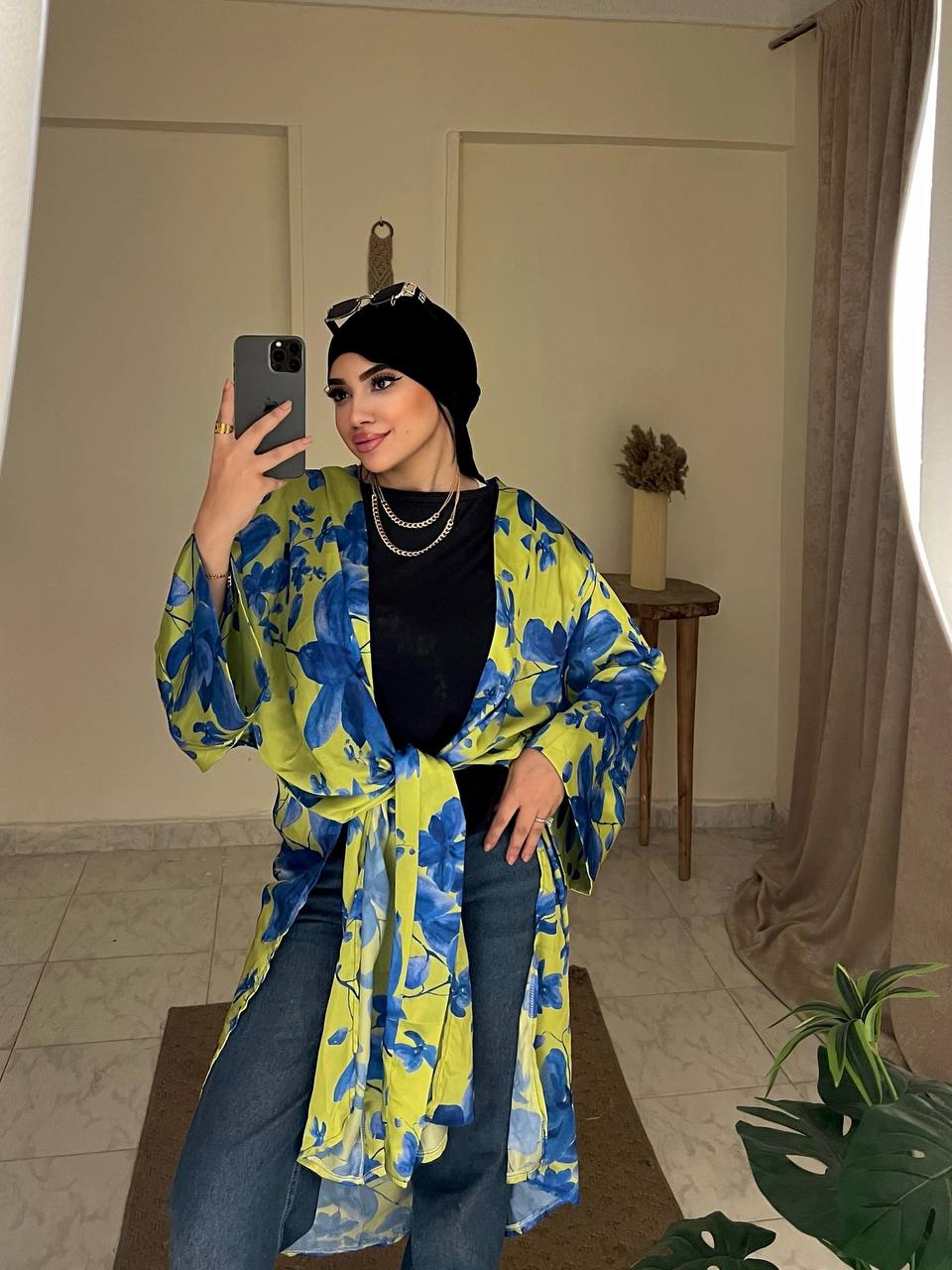 Short Printed Kimono by Jessy – Silk satin summer cardigan with bold prints, fits up to 100 kg