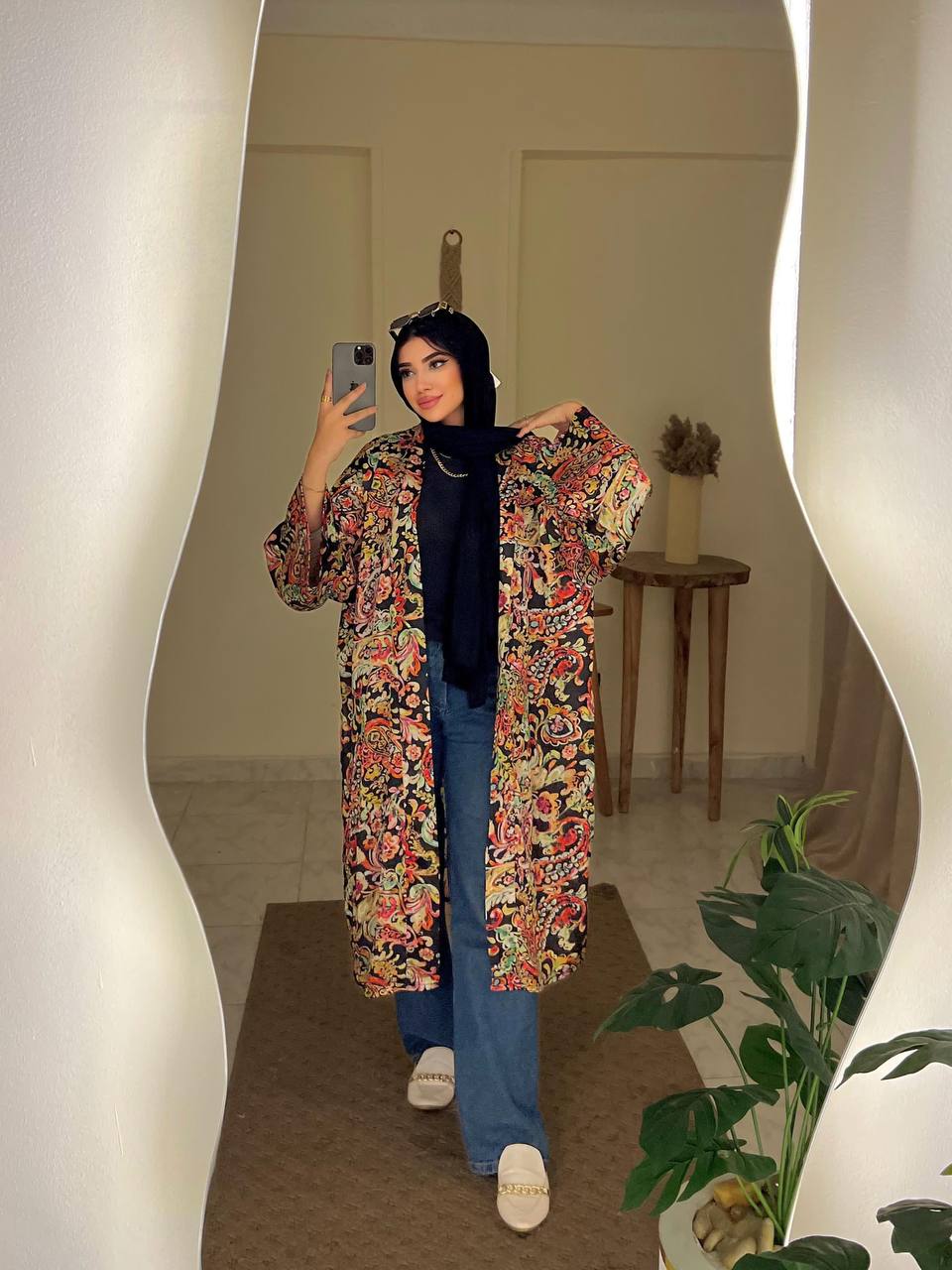 Short Printed Kimono by Jessy – Silk satin summer cardigan with bold prints, fits up to 100 kg