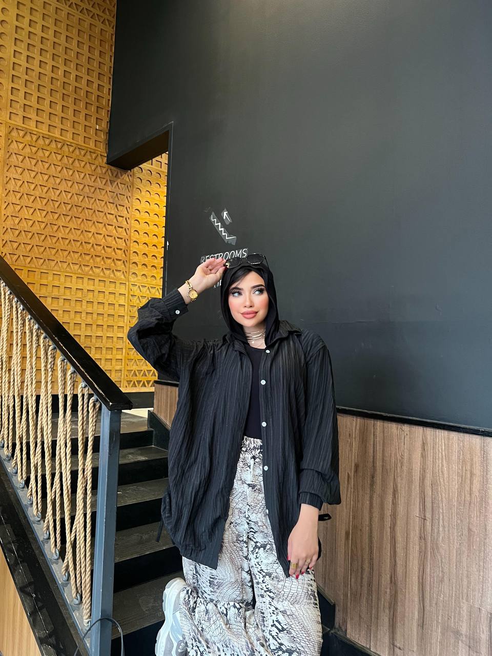 Moonlight Shirt by Jessy – Lightweight, flowy shirt with a soft shine, one size fits up to 85 kg black