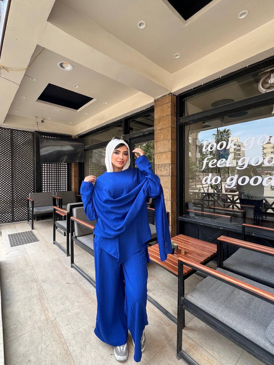 Glow Set by Jessy – Elegant two-piece outfit, one size fits up to 85 kg in royal blue